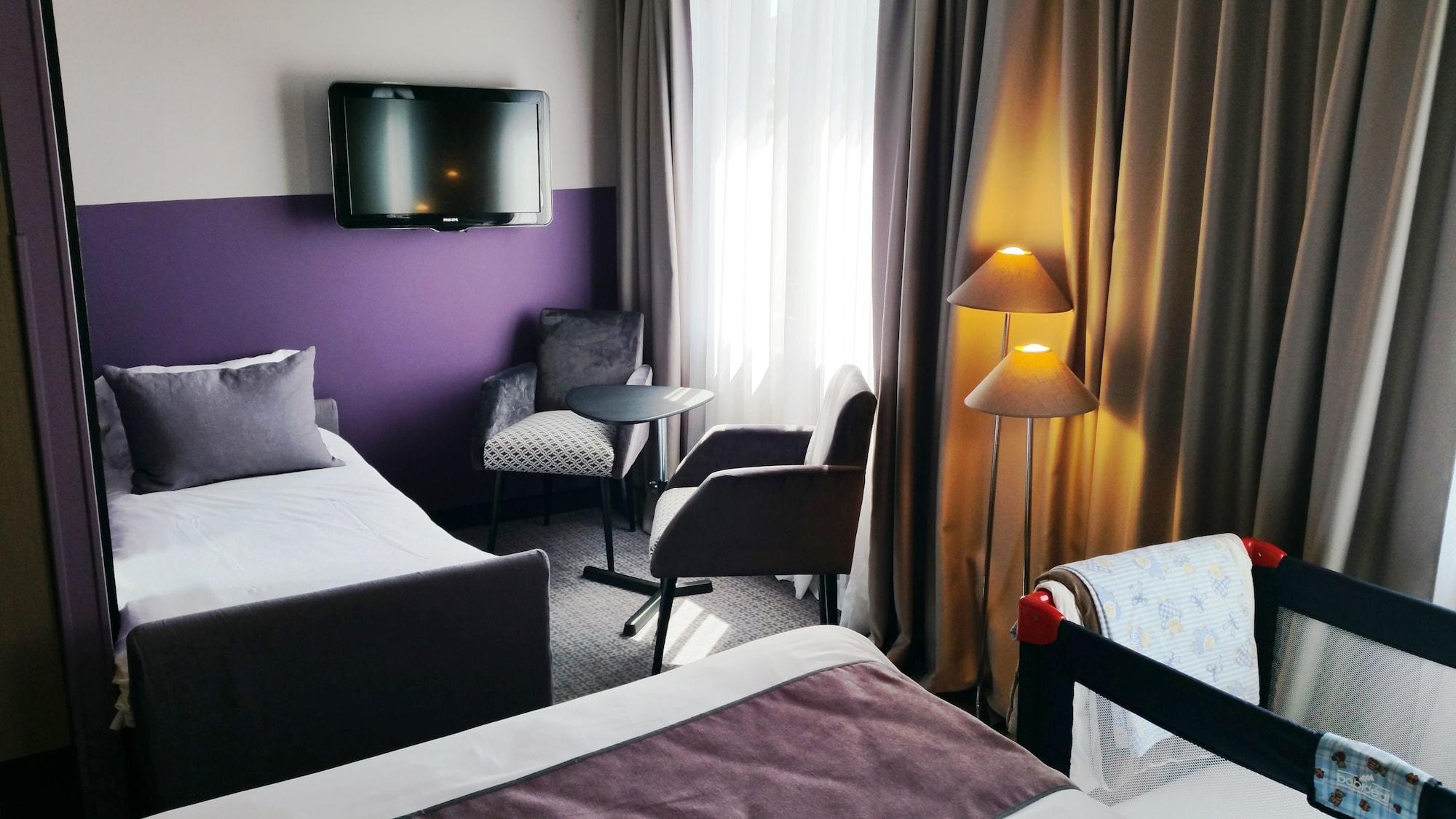 Best Western Hotel De La Breche Niort Exterior photo