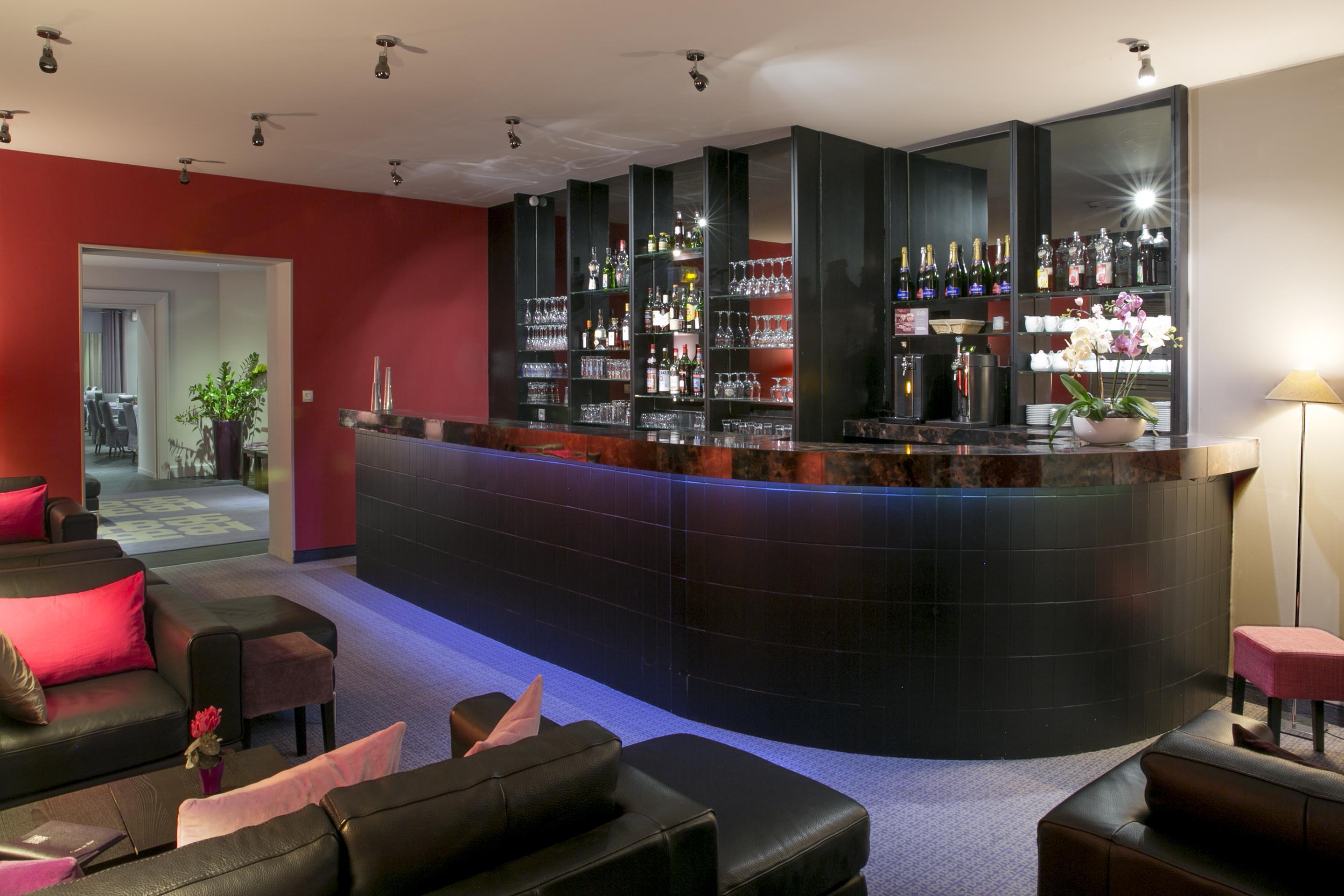 Best Western Hotel De La Breche Niort Exterior photo